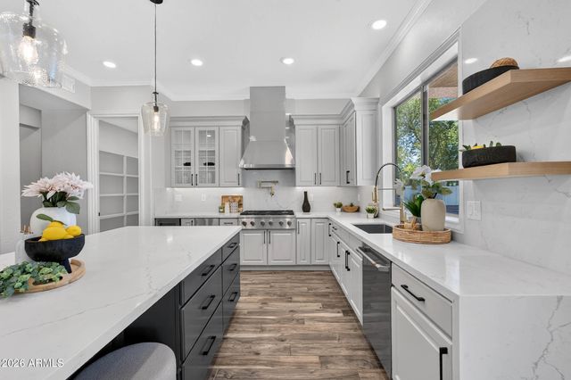 1933 E GEMINI Place, Chandler, AZ 85249