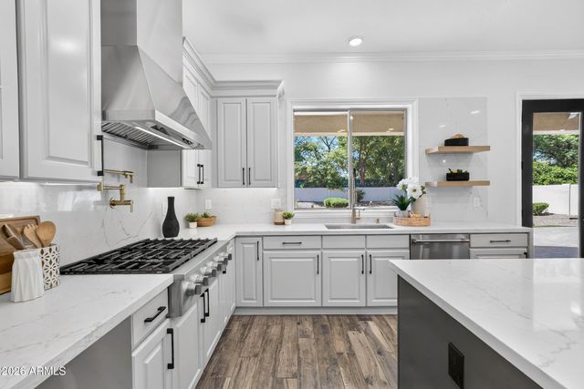 1933 E GEMINI Place, Chandler, AZ 85249