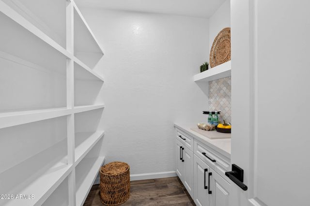 1933 E GEMINI Place, Chandler, AZ 85249
