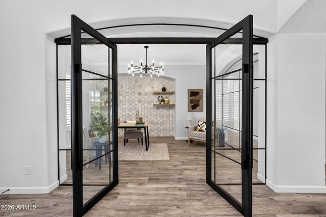 1933 E GEMINI Place, Chandler, AZ 85249