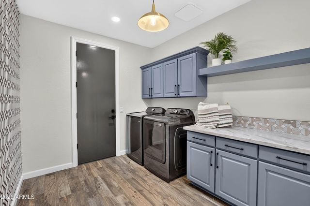 1933 E GEMINI Place, Chandler, AZ 85249