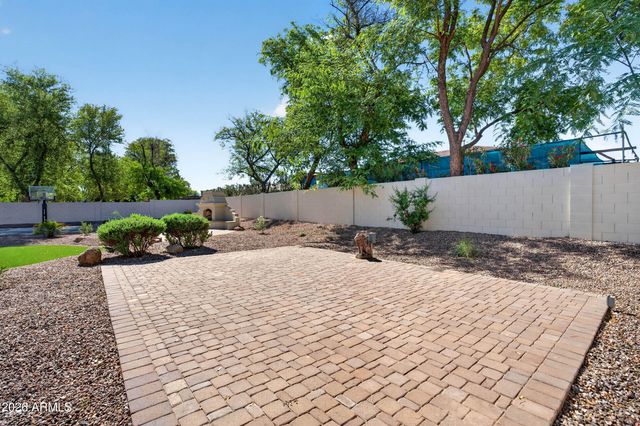 1933 E GEMINI Place, Chandler, AZ 85249