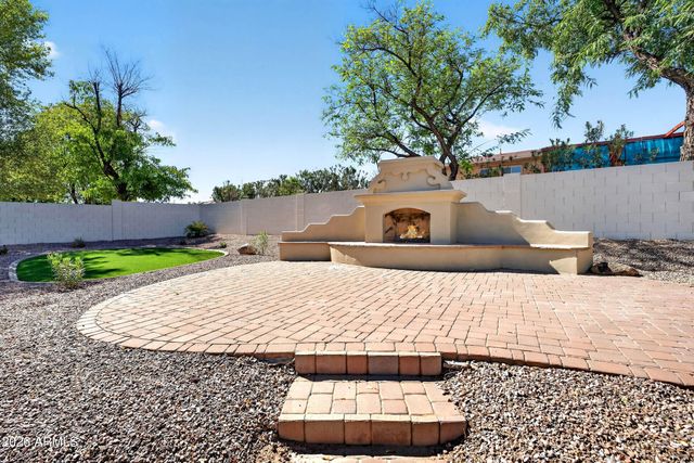 1933 E GEMINI Place, Chandler, AZ 85249