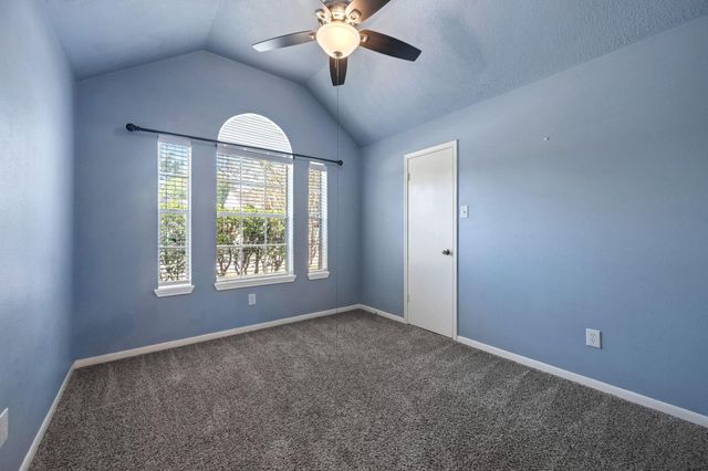 18930 Dee Woods Drive, Humble, TX 77346