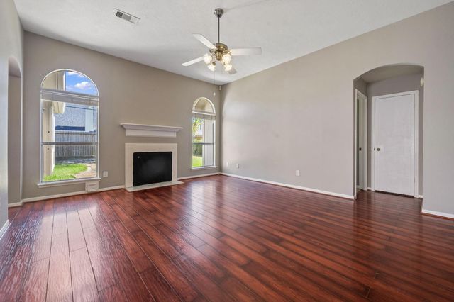 18930 Dee Woods Drive, Humble, TX 77346