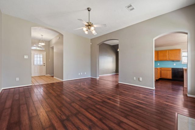 18930 Dee Woods Drive, Humble, TX 77346