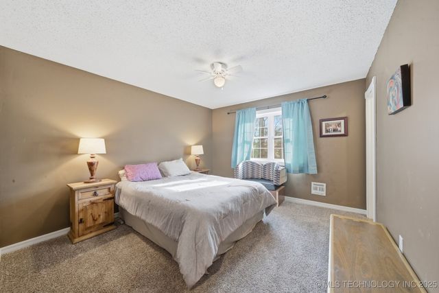 5929 E 430 Road, Adair, OK 74330