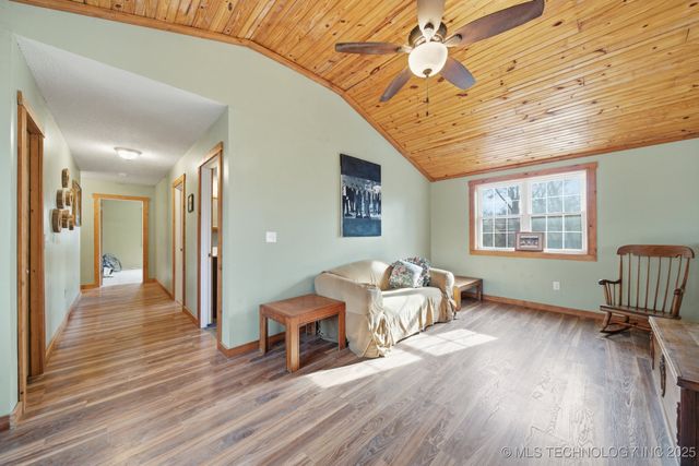 5929 E 430 Road, Adair, OK 74330