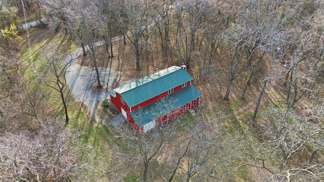 5929 E 430 Road, Adair, OK 74330