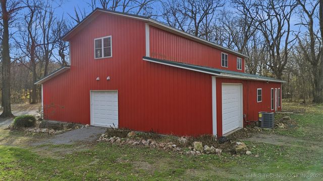 5929 E 430 Road, Adair, OK 74330