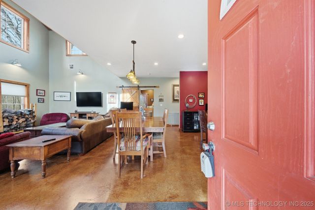 5929 E 430 Road, Adair, OK 74330