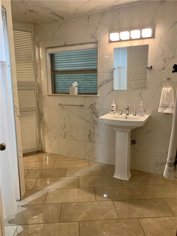 5926 S Alameda St S, Corpus Christi, TX 78412