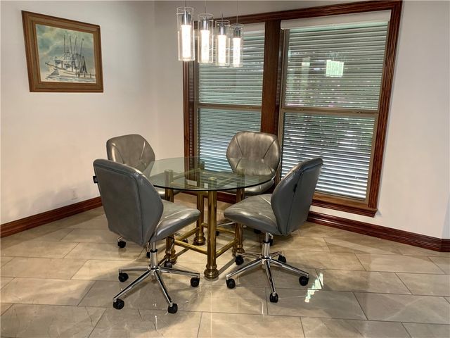 5926 S Alameda St S, Corpus Christi, TX 78412