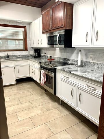 5926 S Alameda St S, Corpus Christi, TX 78412