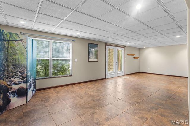 629 Pacific Estates Drive, Pacific, MO 63069