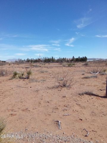 4920 FORT DEFIANCE Drive, El Paso, TX 79938