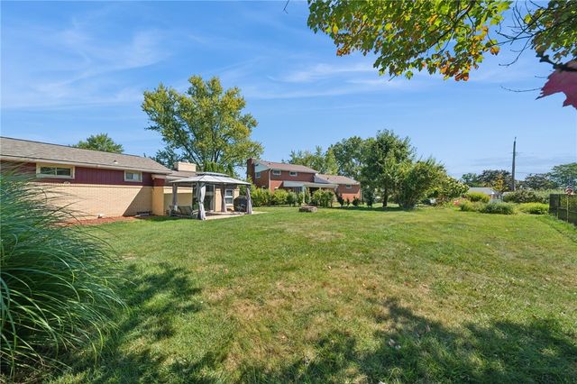 1202 Old Concord Road, Monroeville, PA 15146