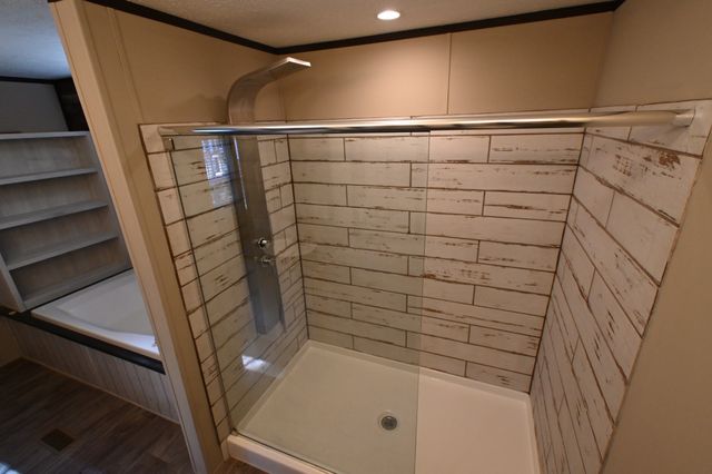 25 Marble Ln, Linden, TN 37096