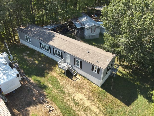 25 Marble Ln, Linden, TN 37096
