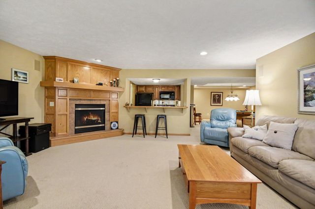 7844 Green Links Drive SE, Caledonia, MI 49316