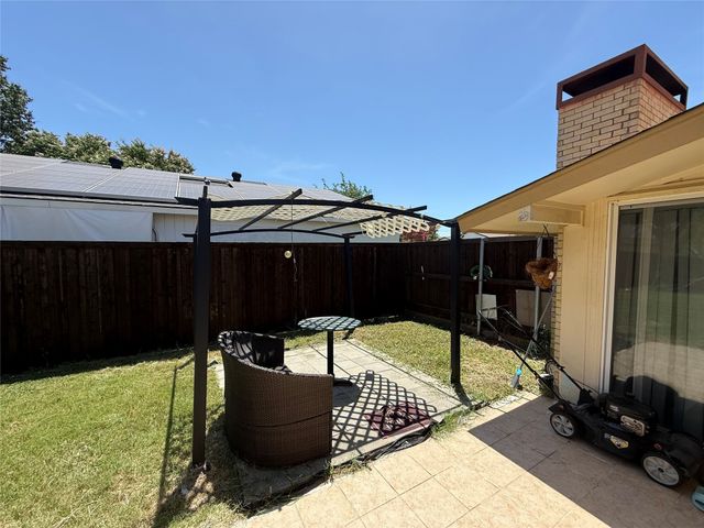 2809 Royalty Drive, Garland, TX 75044