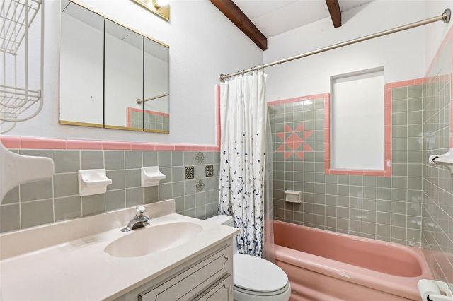 713 W 116TH AVENUE, Tampa, FL 33612