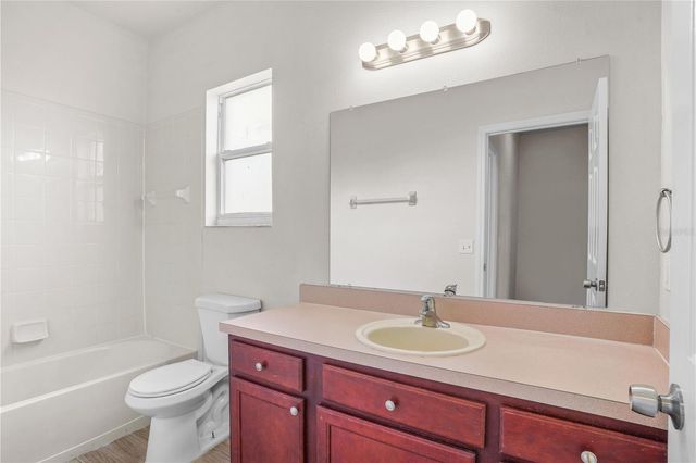 196 AURELIA COURT, Kissimmee, FL 34758
