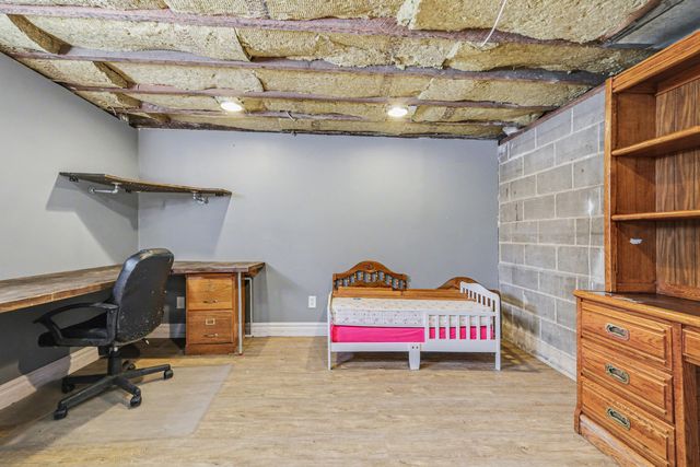 55 S Park Street, Zeeland City, MI 49464