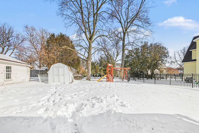 55 S Park Street, Zeeland City, MI 49464