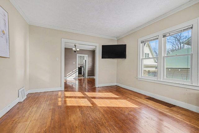 55 S Park Street, Zeeland City, MI 49464