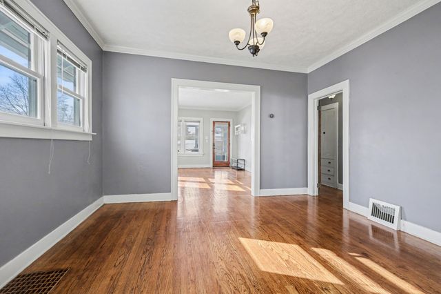 55 S Park Street, Zeeland City, MI 49464