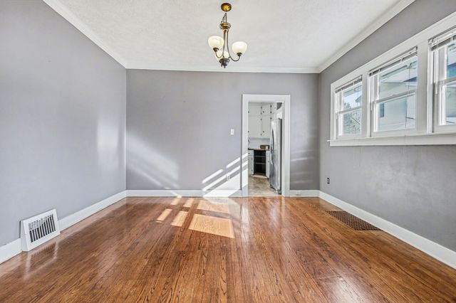 55 S Park Street, Zeeland City, MI 49464