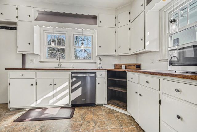 55 S Park Street, Zeeland City, MI 49464