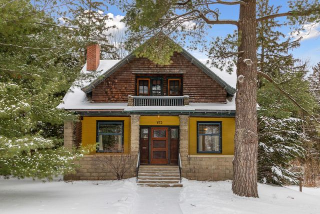 812 Saint Olaf Avenue, Northfield, MN 55057