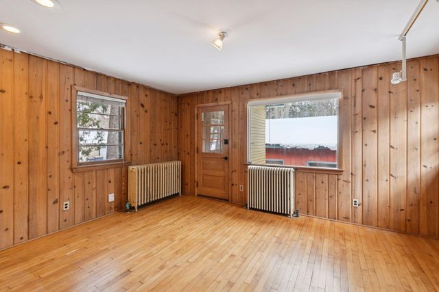 812 Saint Olaf Avenue, Northfield, MN 55057