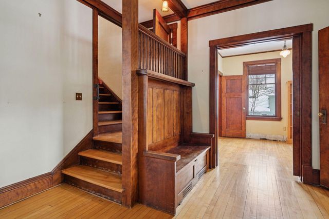 812 Saint Olaf Avenue, Northfield, MN 55057