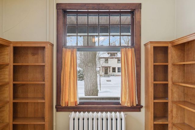 812 Saint Olaf Avenue, Northfield, MN 55057