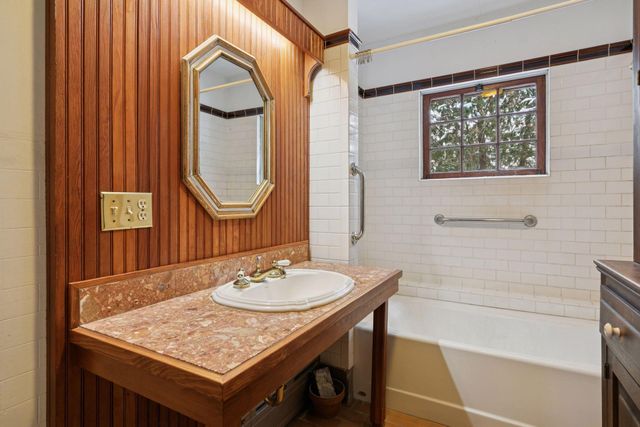 812 Saint Olaf Avenue, Northfield, MN 55057