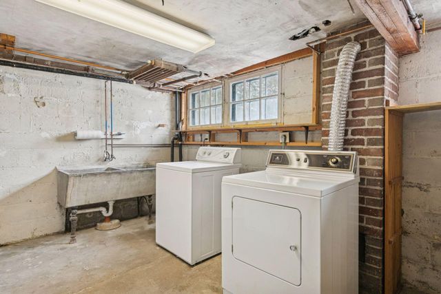 812 Saint Olaf Avenue, Northfield, MN 55057