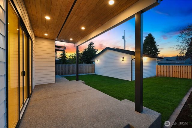 5205 N 42nd Street, Tacoma, WA 98407