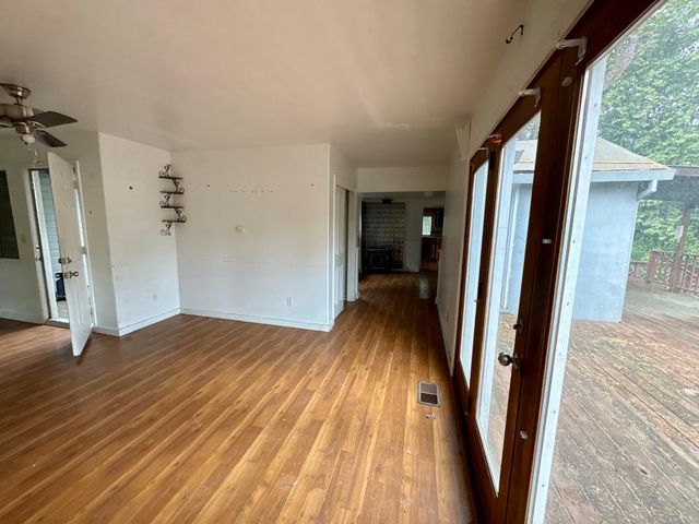 364 Bargers Ct, San Andreas, CA 95249