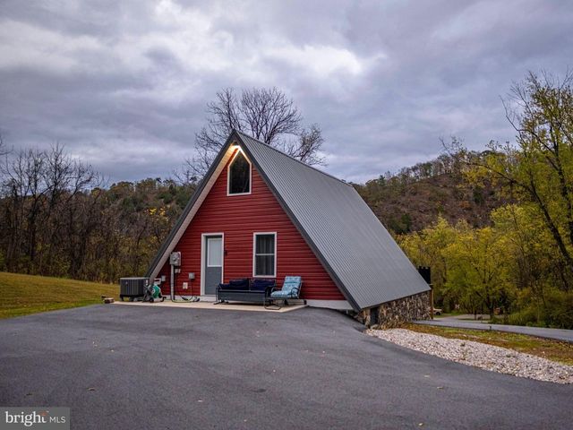 12076 POINT ROAD, Huntingdon, PA 16652