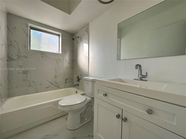 480 NW 42nd Ct 2, Deerfield Beach, FL 33064
