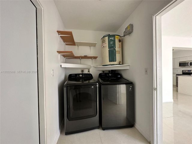 480 NW 42nd Ct 2, Deerfield Beach, FL 33064