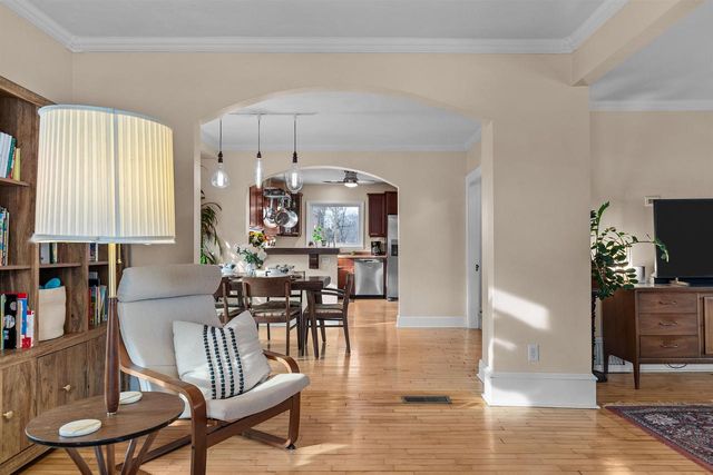 320 11TH STREET, Neenah, WI 54956