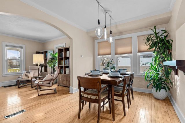 320 11TH STREET, Neenah, WI 54956