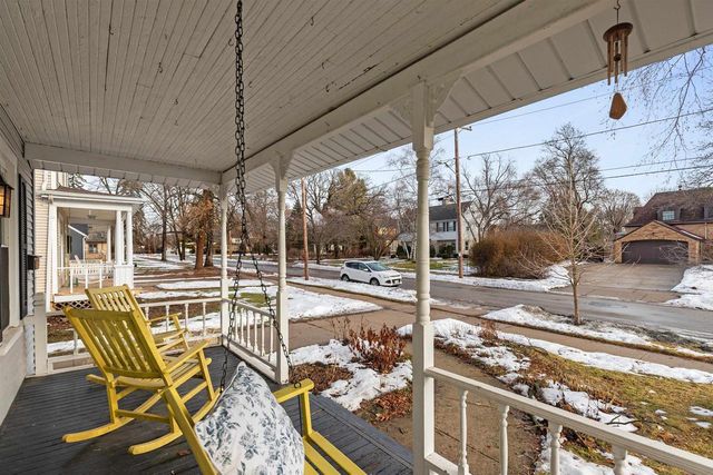 320 11TH STREET, Neenah, WI 54956