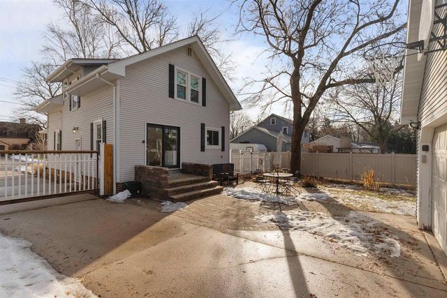 320 11TH STREET, Neenah, WI 54956