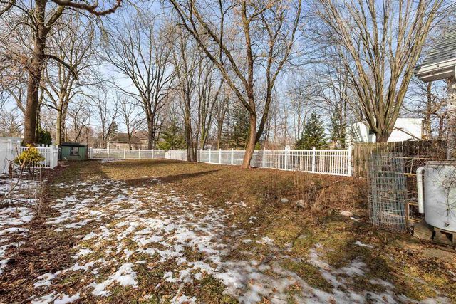 320 11TH STREET, Neenah, WI 54956