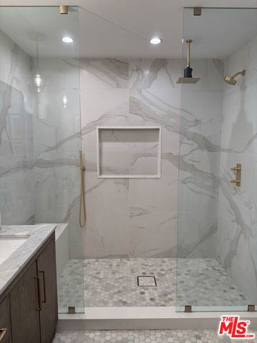 3607 Potomac Avenue, Los Angeles, CA 90016